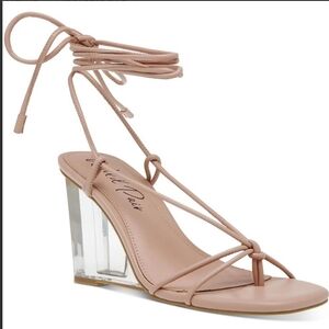 WILD PAIR SANTEAGO FAUX LEATHER WRAP STRAPPY CLEAR WEDGE SANDALS Sz7